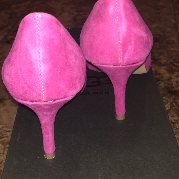 Pink pumps - Picture 2 of 2